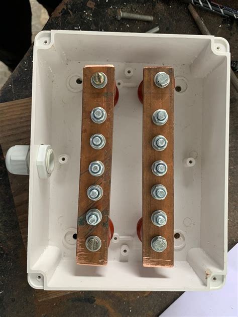 junction box with bus bars|internal busbar.